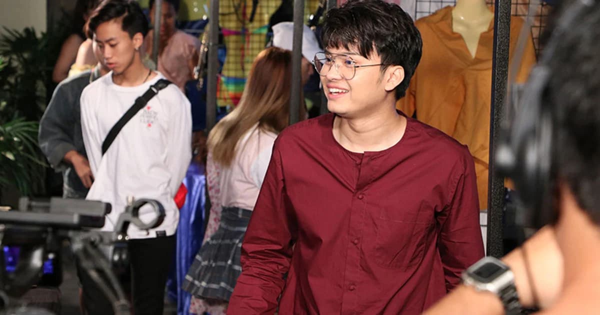 “นนท์ ธนนท์” ออกตามหาสาว ที่ตกหลุมรักเพียงแรกพบ ใน “ซิทคอม บางกอกลืมบอกแม่”