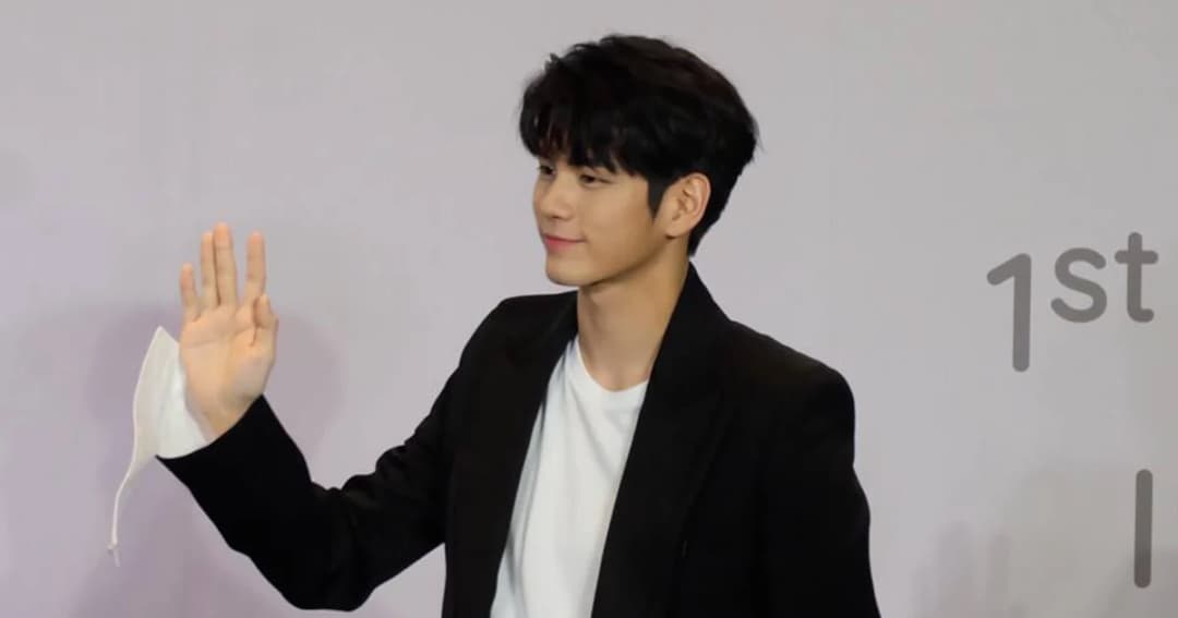 “องซองอู” Wanna One หยอดคำหวาน ชมแฟนคลับไทย “ยิ้มสวยจังเลยครับ”