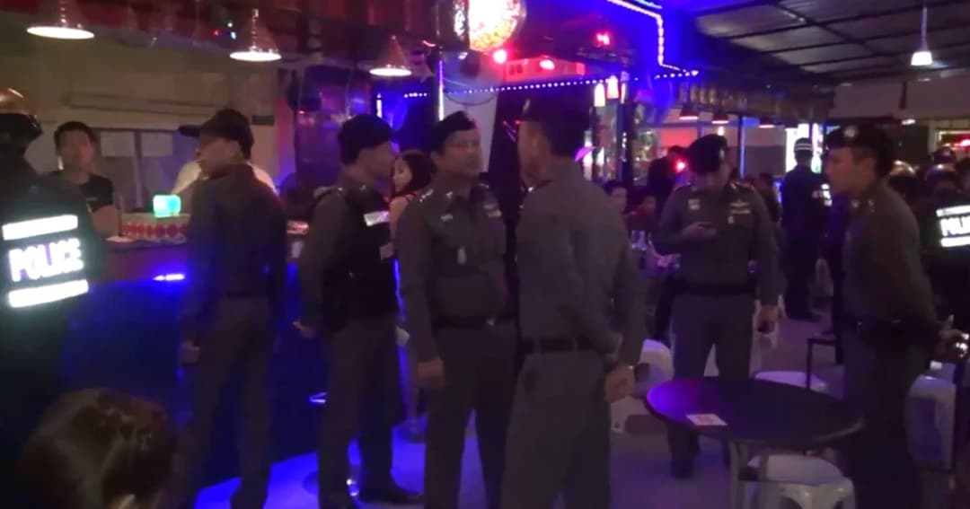 ผู้ว่าฯ ลงดาบ สั่งปิดตำนานผับดังเมืองลำปาง 5 ปี หลังปล่อยเด็กเข้าใช้บริการ