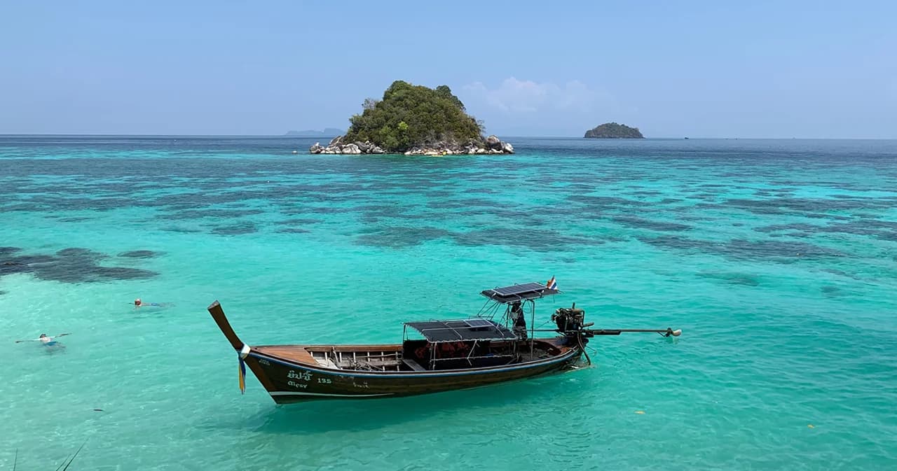 “เกาะหลีเป๊ะ” ดันนโยบายสู้ หลังนักท่องเที่ยวลดลงกว่า 20 เปอร์เซ็นต์