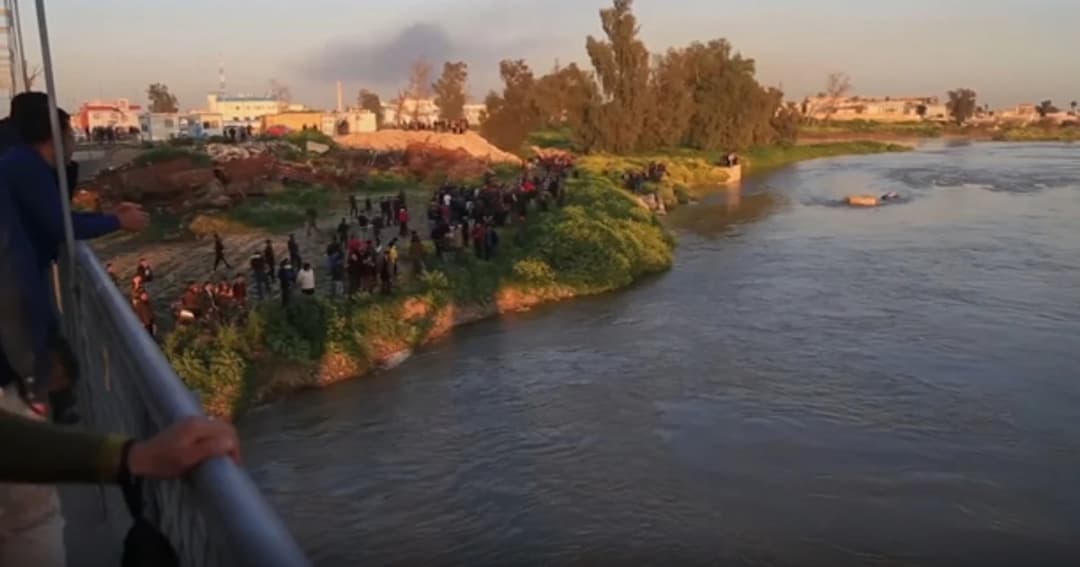 เรือข้ามฟากล่มกลางแม่น้ำไทกริส ประเทศอิรัก เสียชีวิตเเล้ว 71 ราย สูญหายกว่า 30 คน