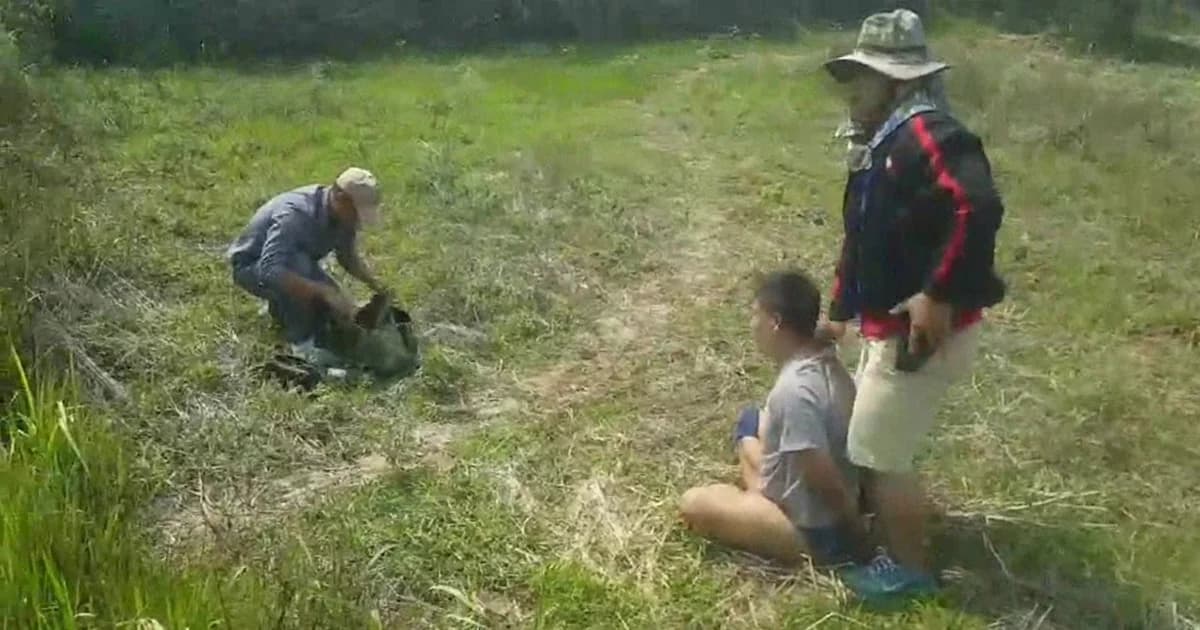 ตร.วิ่งไล่จับหนุ่มใหญ่ ขายยาบ้าให้วัยรุ่นในหมู่บ้าน