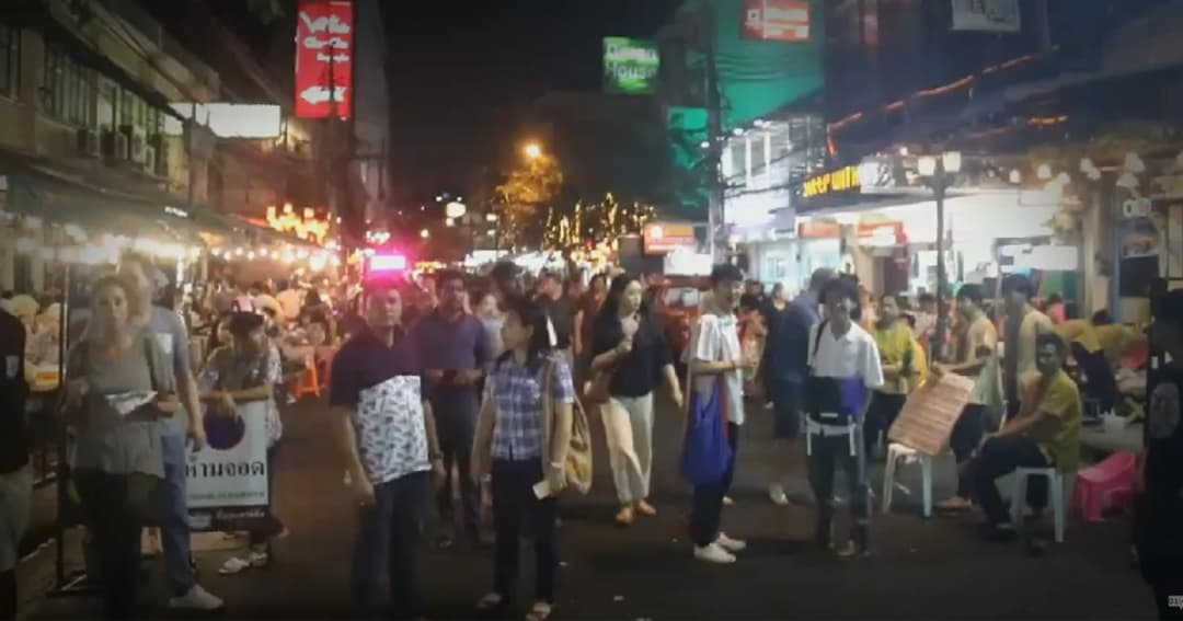 ตม.ตรวจค้นที่พัก ถ.ข้าวสาร 260 แห่ง กวาดล้างต่างชาติเข้าเมืองผิดกฎหมาย