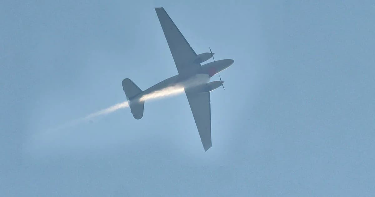 ทอ.บินโปรยละอองน้ำบรรเทาปัญหาฝุ่นภาคเหนือ