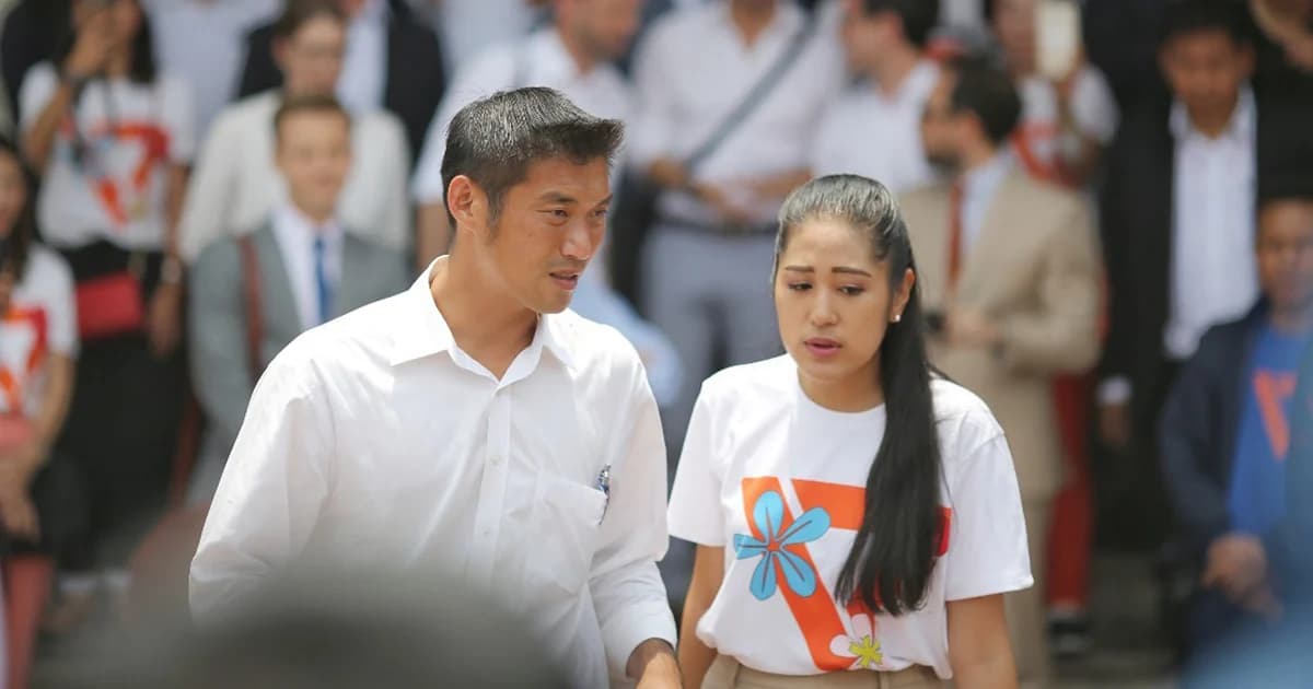 “ธนาธร” ถูกแจ้ง 3 ข้อหา รับกังวลบ้างต้องขึ้นศาลทหาร