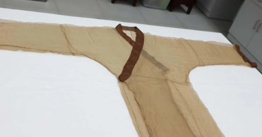 จีนเลียนแบบผ้าไหมโบราณ บางเบาที่สุดในโลกสำเร็จ