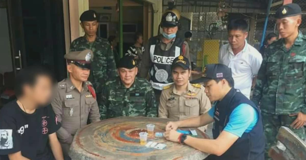 รวบ! โจ๋วัย18 ไลฟ์เฟซบุ๊กโชว์สูบกัญชา อ้างเมาเหล้า จ.เชียงราย