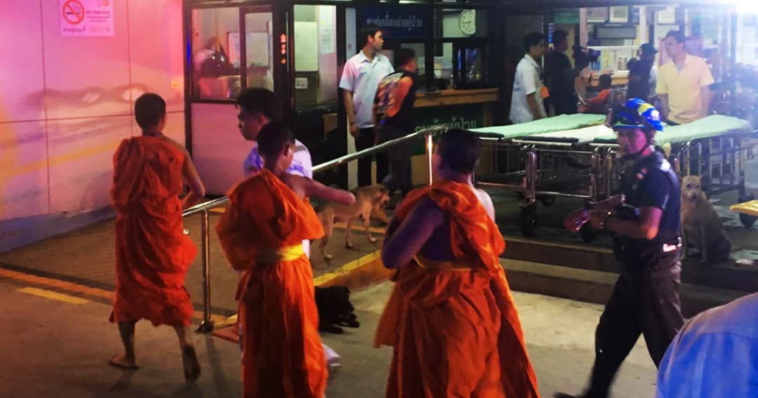 นมกล่องทำพิษ! ทำสามเณร 50 รูปท้องเสียถูกหามส่ง รพ.กลางดึก