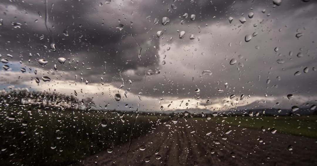 อุตุฯ ประกาศ ฉบับ 3 เตือนพายุฤดูร้อนถล่ม 18 จังหวัด ระหว่าง 13-16 เม.ย.