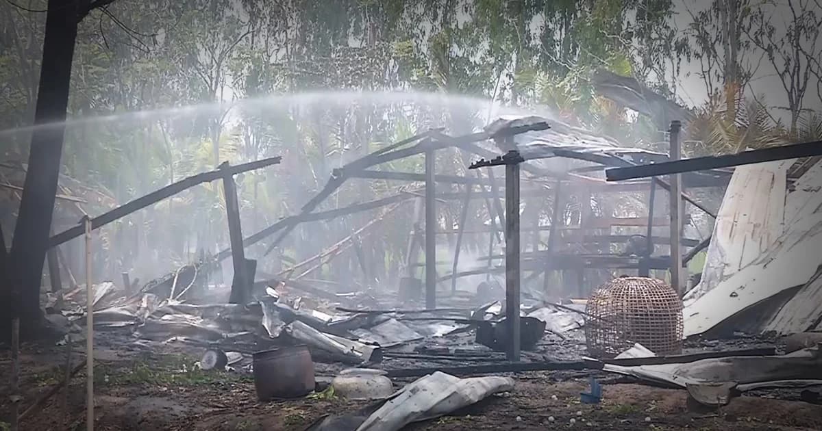 อากาศร้อนจัด! โรงเก็บพลุพิจิตรระเบิด คุมเพลิงได้เเล้ว เสียหายทั้งหลัง