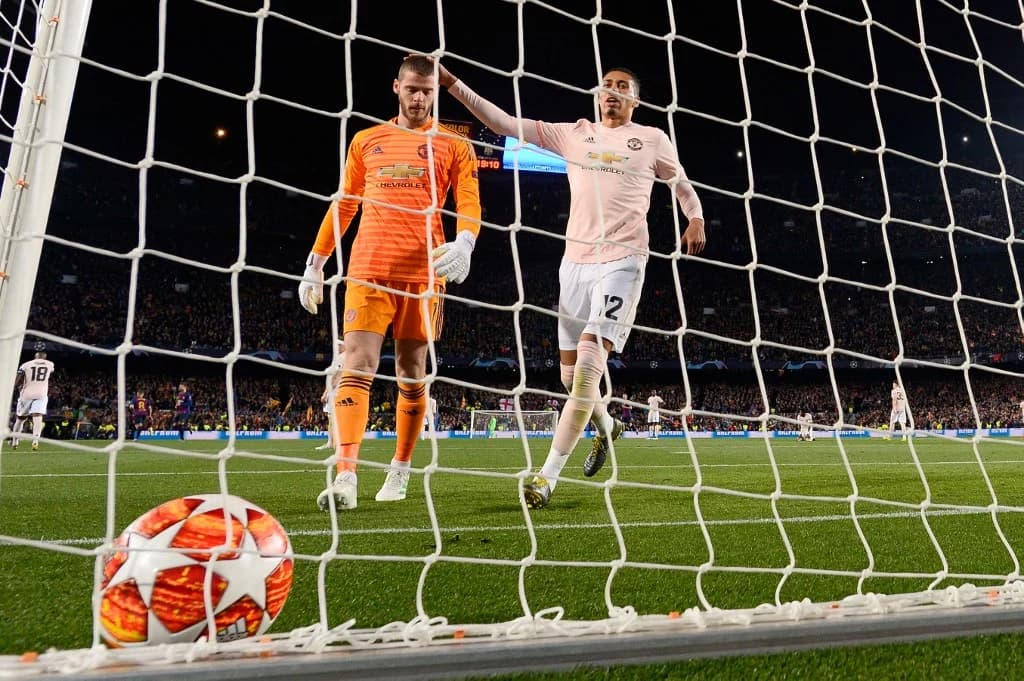 “แอชลี่ย์ ยัง ฟิล โจนส์ คริส สมอลลิ่ง สะท้อนว่าแมนยูหยุดพัฒนามาตั้งแต่ปี 2011 แล้ว”