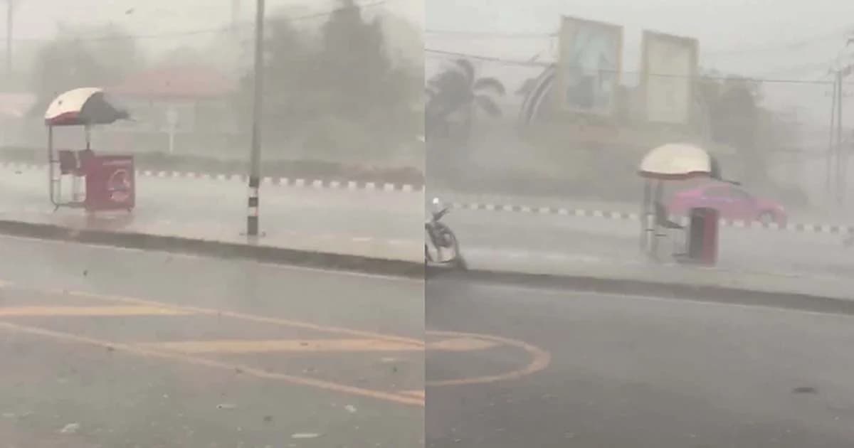 พายุฤดูร้อนถล่มสกลนคร ป้อมจราจรยังปลิว! อุตุฯ เตือน 12 จว.ภาคอีสาน ‘ลมกระโชกแรง’