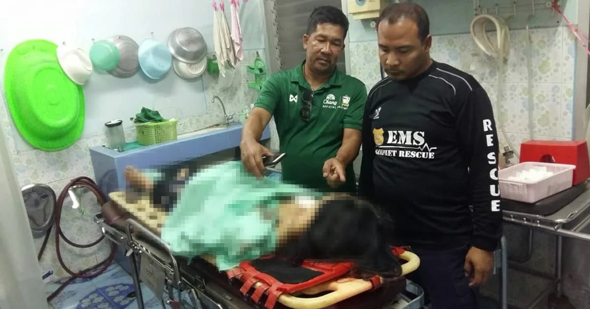 สงกรานต์พิจิตรดุ! วัยรุ่นยิงกันกระสุนเจาะอกสาว 17 เสียชีวิต