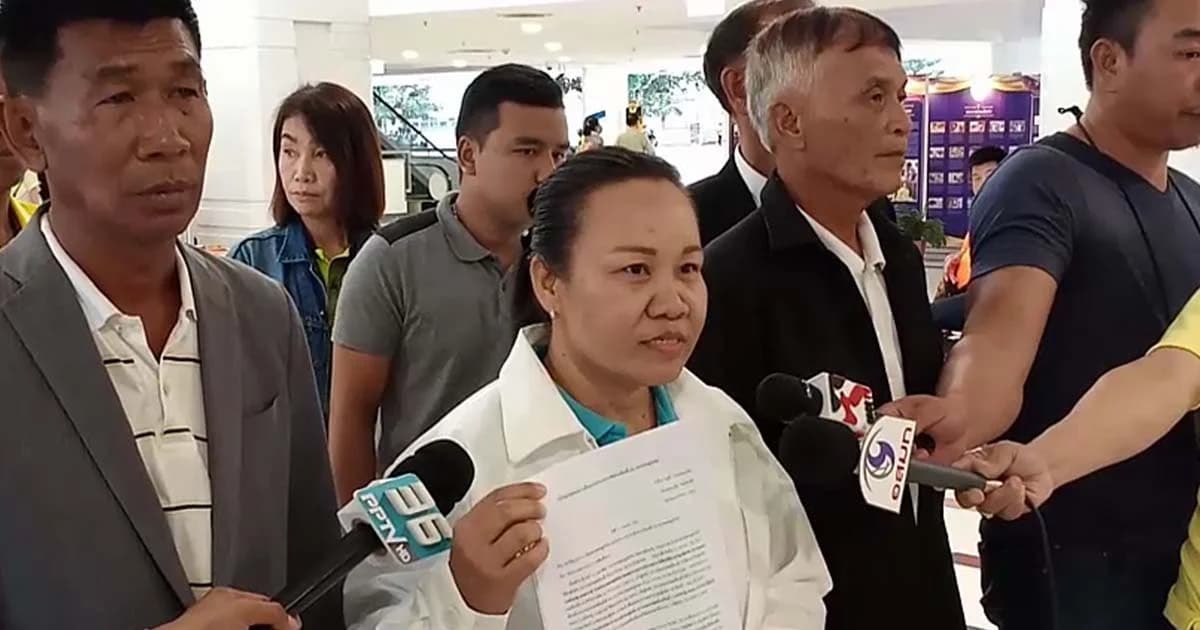 ลูกพรรคมิ่งขวัญ ร้องกกต.ขอให้ยุบพรรคตัวเอง เชื่อถูกครอบงำ