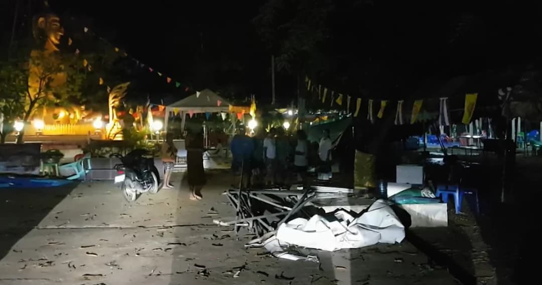 พายุฤดูร้อนพัดกระหน่ำสำนักสงฆ์ขณะจัดงานปริวาสกรรม ผู้ปฏิบัติธรรมวิ่งหนีเอาชีวิตรอด