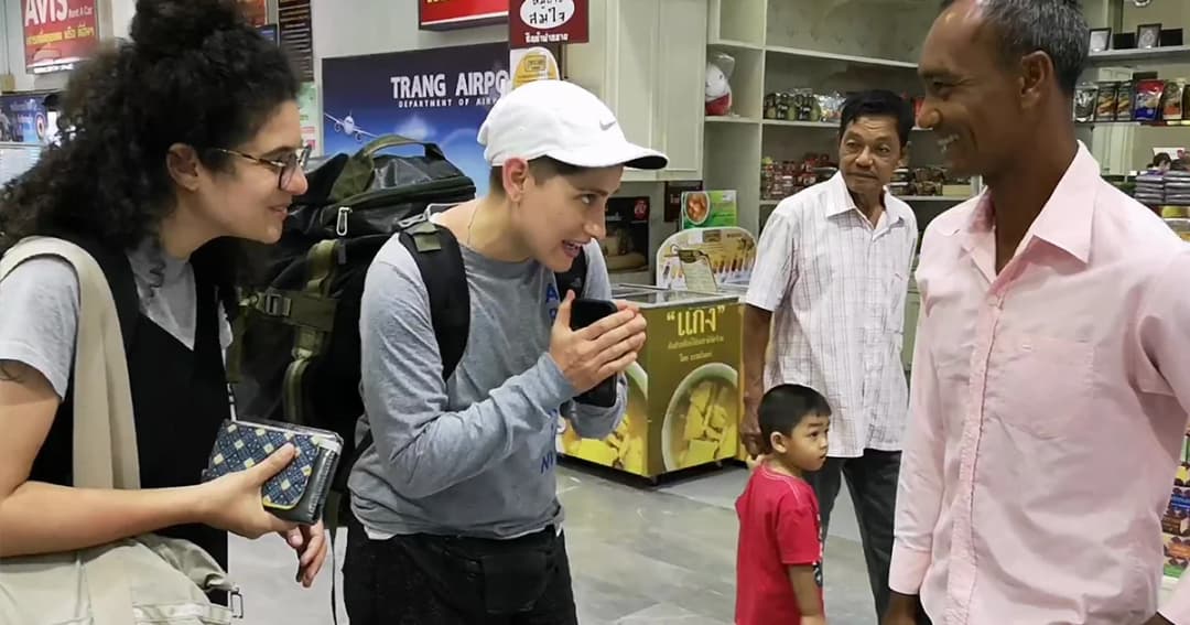 หนุ่มประมงพลเมืองดี เก็บ iPhone 6 Plus คืนเจ้าของสาวอเมริกัน