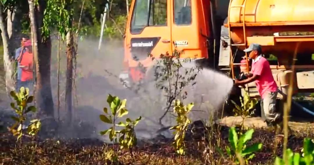 ไฟไหม้สวนยางพาราและสวนไม้ผล ได้รับความเสียหายกว่า 40 ไร่