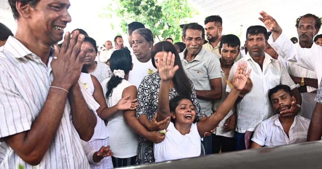 ยอดผู้เสียชีวิตระเบิดในศรีลังกาเพิ่มเป็น 321 คน-นายกฯ ส่งสารแสดงความเสียใจ