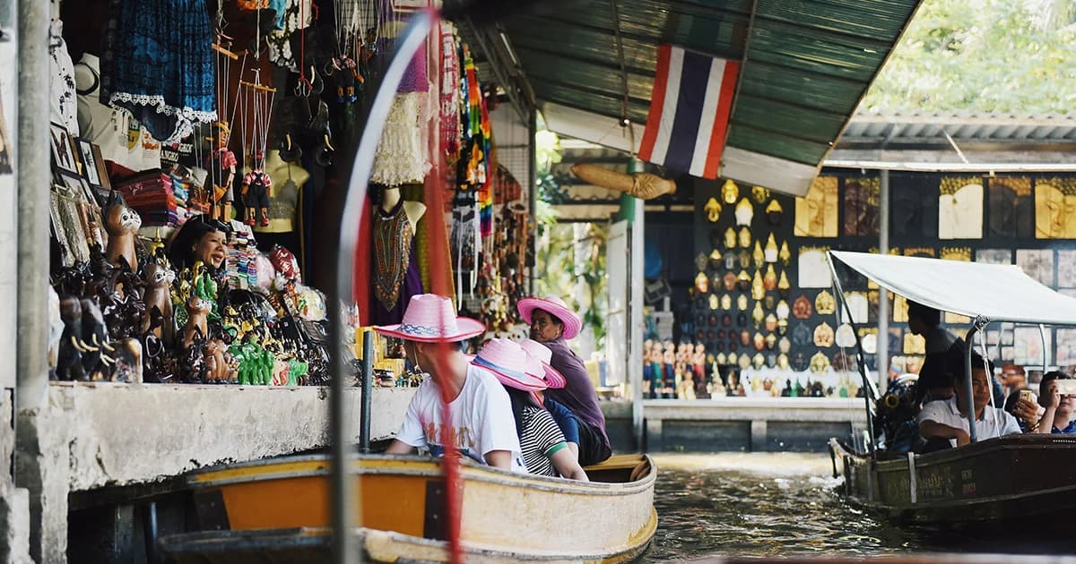 “คลัง” พับโครงการ แจกเงิน 1,500 บาท เที่ยวเมืองรอง เหตุผลศึกษาพบไม่คุ้มค่า