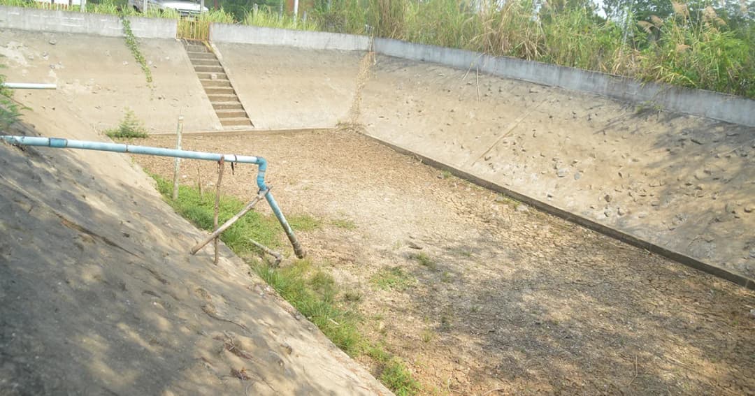 เลยแล้งหนักน้ำไม่พอทำประปา ร้องขอความช่วยเหลือ