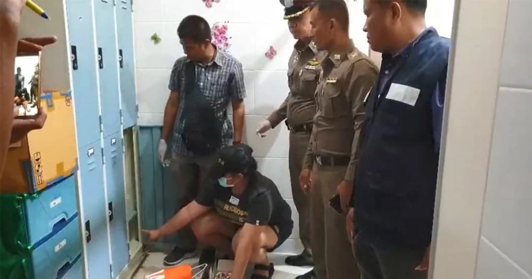 จนท.ขยายผลฯ “พยาบาลค้ายาเสพติด” ค้นห้องพักใน รพ. พบยาบ้า กัญชา เพิ่ม