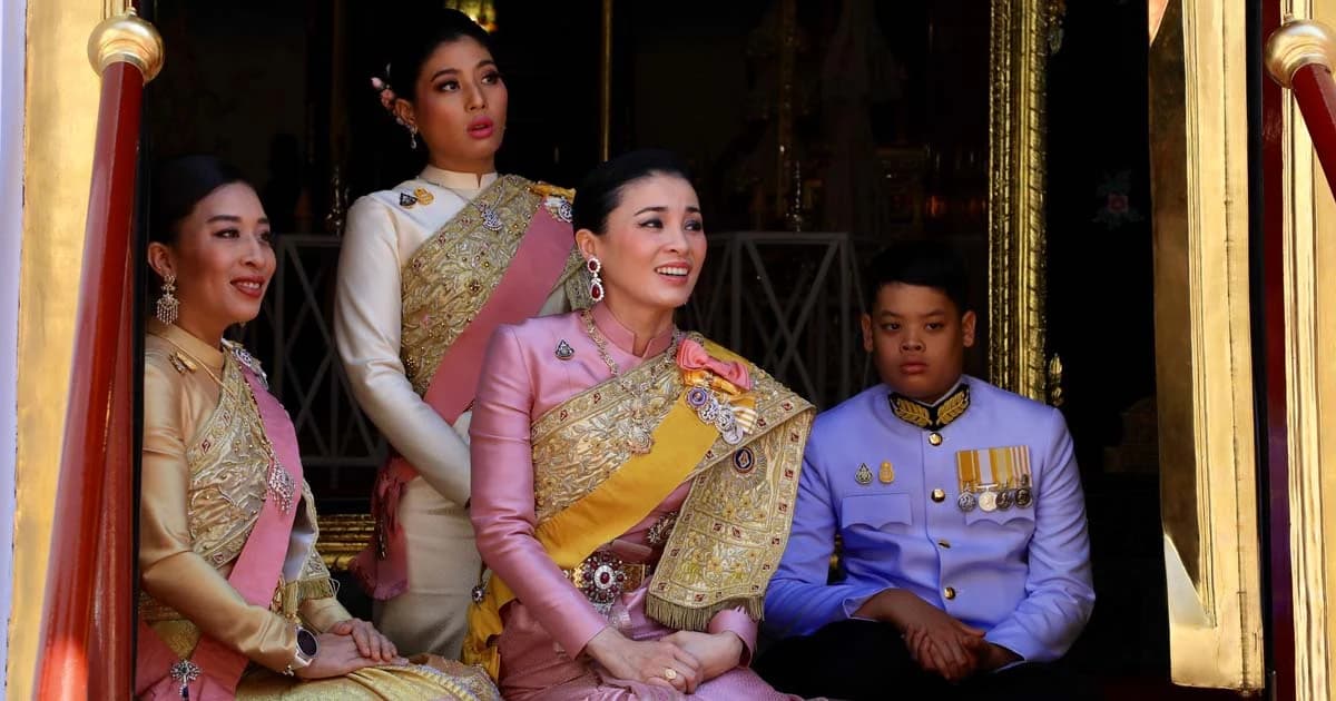 ภาพประทับใจ สมเด็จพระนางเจ้าฯ พระบรมราชินี ทรงแย้มพระสรวล