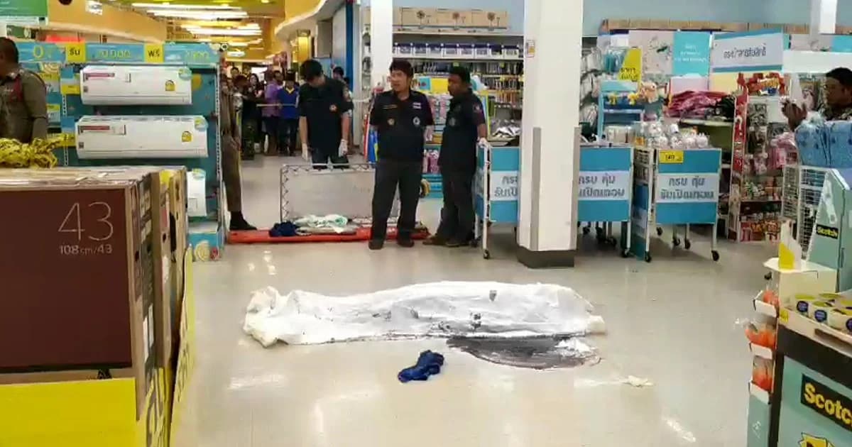 หึงโหด! สามีบุกแทงกิ๊ก พลาดท่าถูกกิ๊กแทงดับกลางห้างสรรพสินค้า