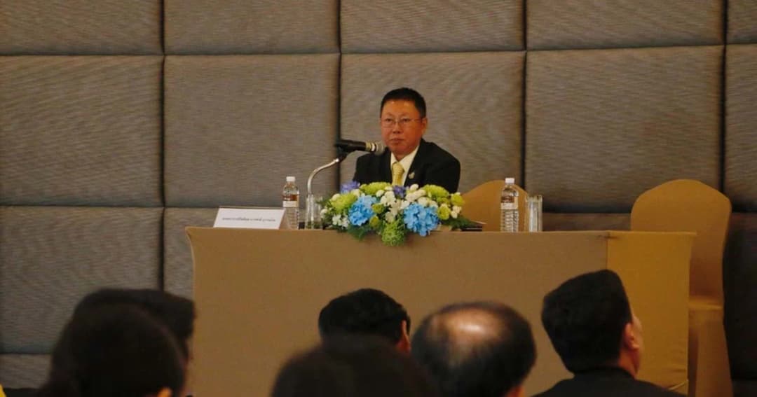 “บวรศักดิ์” เตือนอ่านรัฐธรรมนูญ ม.144 ให้ขาด ถ้าผิดล้มทั้ง ครม.