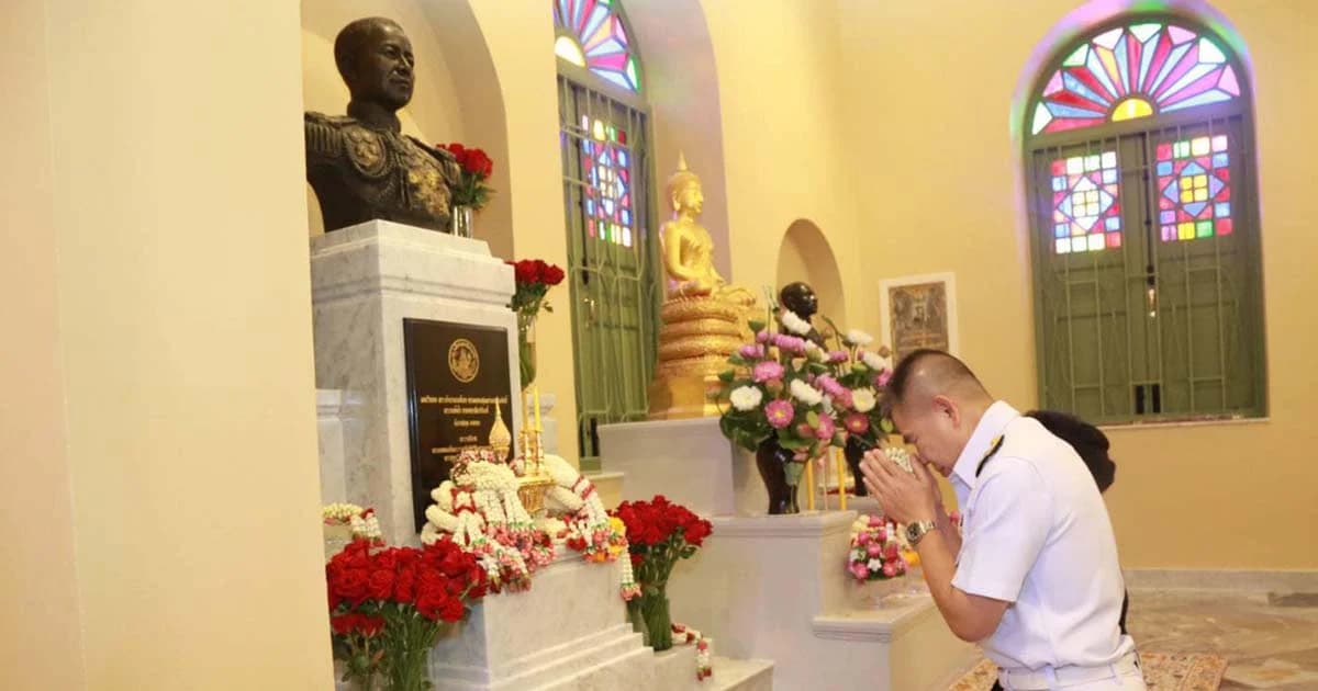 ผบ.ทร. ถวายสักการะพระอนุสาวรีย์ “เสด็จเตี่ย” เนื่องในวันอาภากร 19 พ.ค.