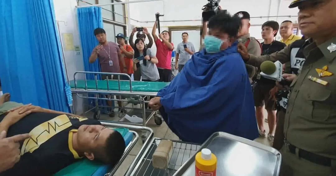 ตร.อุบลฯ แจ้ง 4 ข้อหา มืออีโต้ฟันหน้าคู่อริ กลางห้องฉุกเฉิน