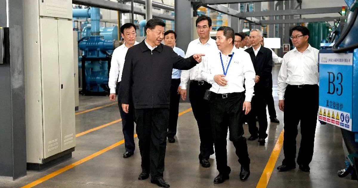 “สี จิ้นผิง” ตรวจโรงงานผลิตแร่หายากใช้ทำชิป-อุปกรณ์ไฮเทค ในวันที่หัวเว่ยถูกแบน