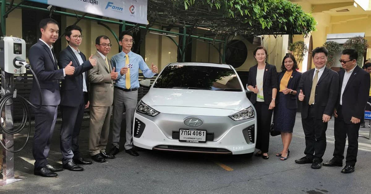 มธ.นำร่อง ทดลองใช้รถยนต์ไฟฟ้า เล็งหาพลังงานทดแทนใช้ในมหาวิทยาลัย