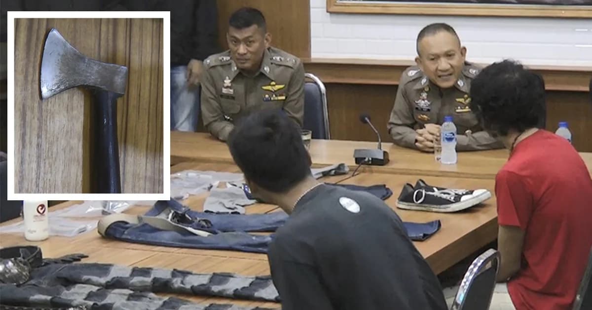 รวบแล้ว 2 หนุ่ม ควงขวาน ไล่ฟันรถตู้พยาบาลอาสาฯ เหตุฉุน ถูกบีบแตร