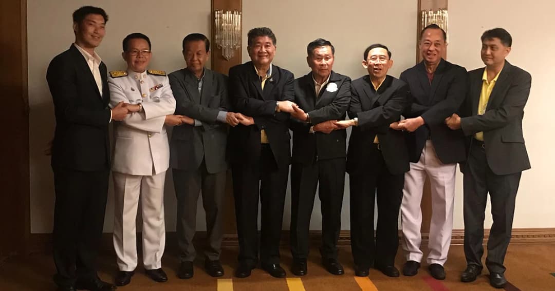 7 พรรคจับมือเหนียวแน่น เสนอตัวแทนชิงประธานสภา