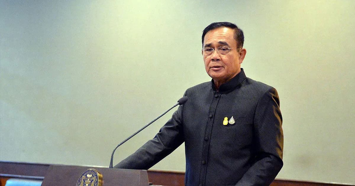 “บิ๊กตู่” ปรามว่าที่พรรคร่วมอย่าต่อรองแก้ รธน.- เสนอโครงการมั่วตีตก