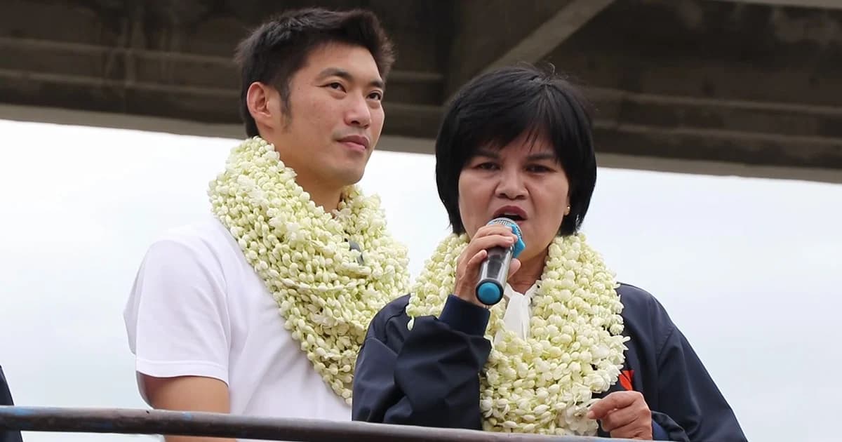 ‘ธนาธร’ ควง ‘ศรีนวล’ ขอบคุณชาวเชียงใหม่เทคะแนนให้กว่า 7.5 หมื่น