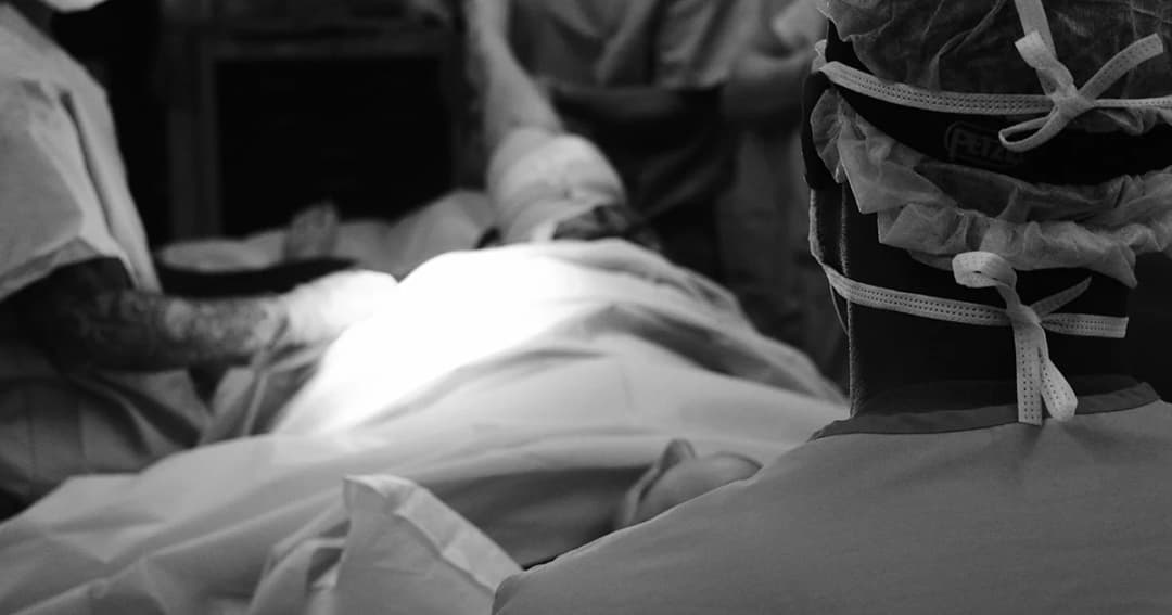 กรม สบส. ตรวจคลินิกเสริมความงามย่านจตุจักร หลังผู้รับบริการสลบคาห้องผ่าตัด