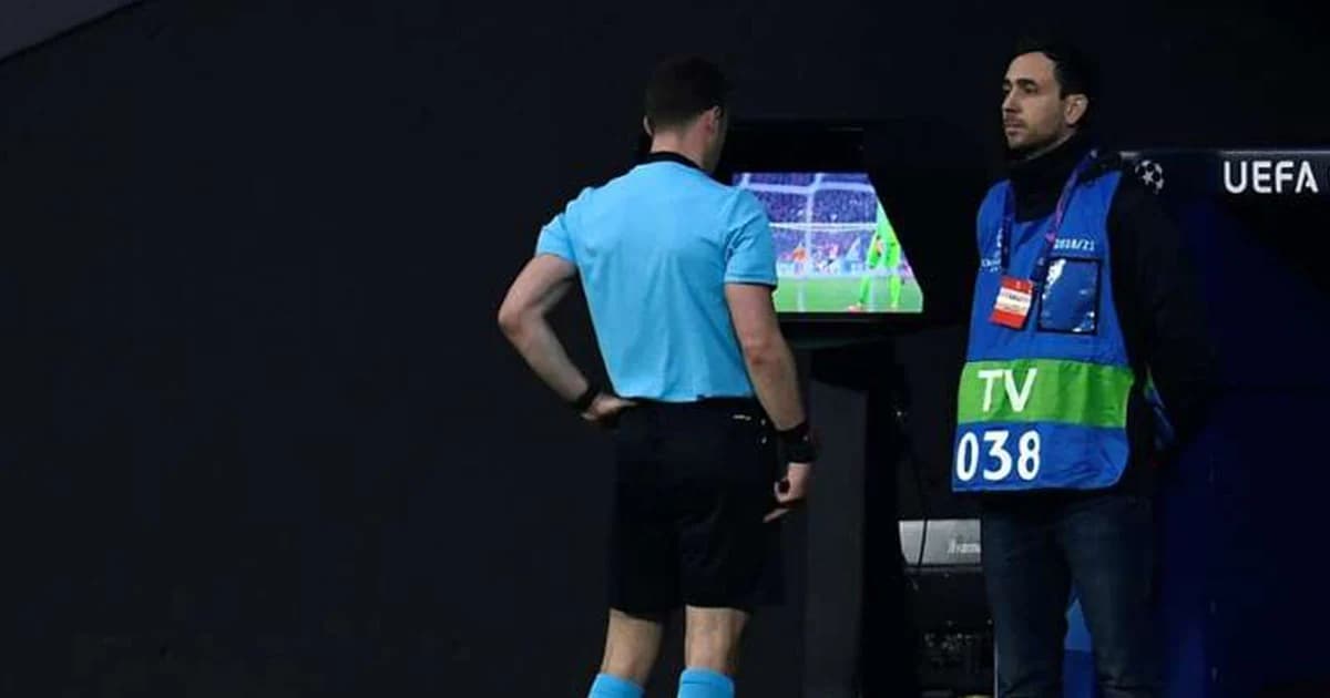 พรีเมียร์ลีกยัน ฉาย VAR ขึ้นจอใหญ่ในฤดูกาลหน้า