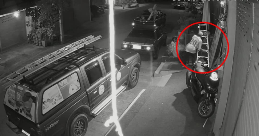 โจรลองของ! ขโมยบันไดร้านขายกล้องวงจรปิด