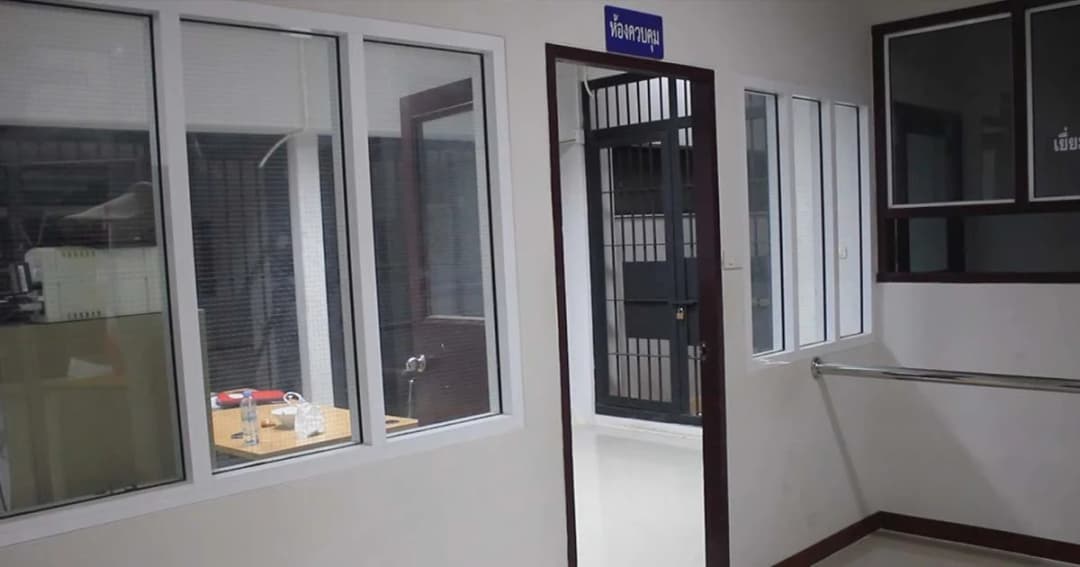 ผู้ต้องหาฉ้อโกงหลบหนีจากห้องขัง จ.ชุมพร คาดสิบเวรมีเอี่ยว