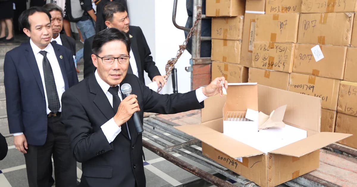 บุกค้น 12 จุด แหล่งเก็บสินค้าเสริมความงาม ลักลอบนำเข้า