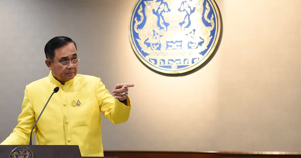 คสช. สั่งระงับการสรรหากรรมการ กสทช. ไฟเขียวบอร์ดชุดเดิมแม้อายุเกิน 70 ปี