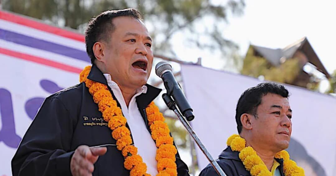 “อนุทิน” มั่นใจคนรู้อยู่แล้ว “ภูมิใจไทย” ตรงข้าม “เพื่อไทย” ก่อนเลือกตั้ง