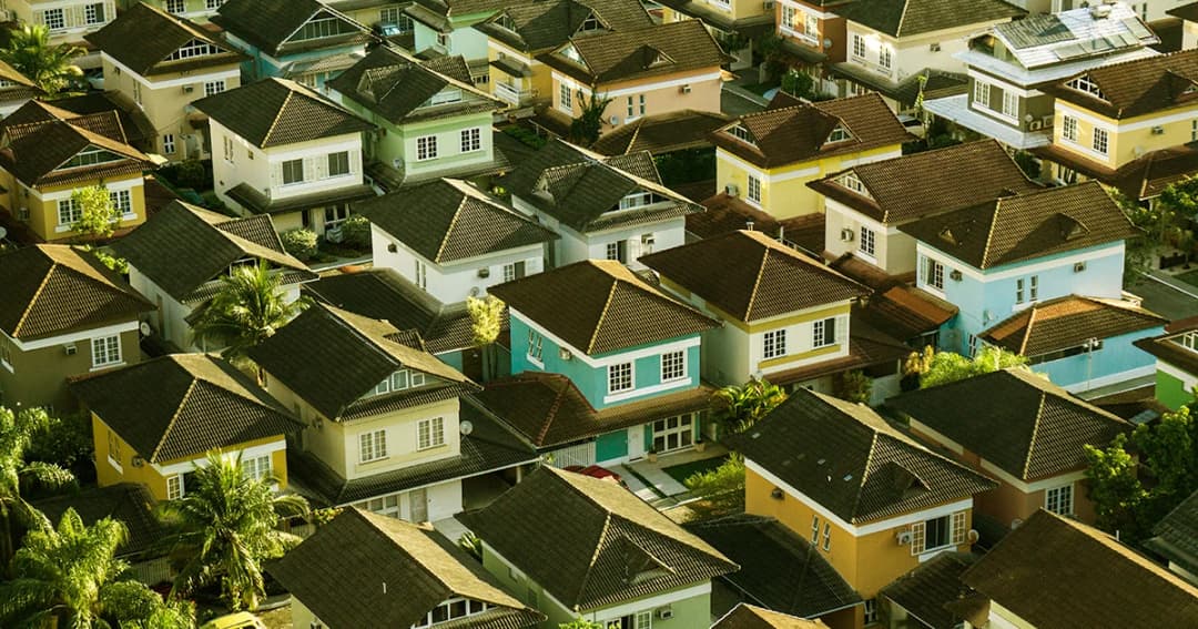 ออมสิน-ธอส. ปล่อยกู้ดอกเบี้ยต่ำ ช่วยผู้มีรายได้น้อย ซื้อ “บ้านคนไทยประชารัฐ”