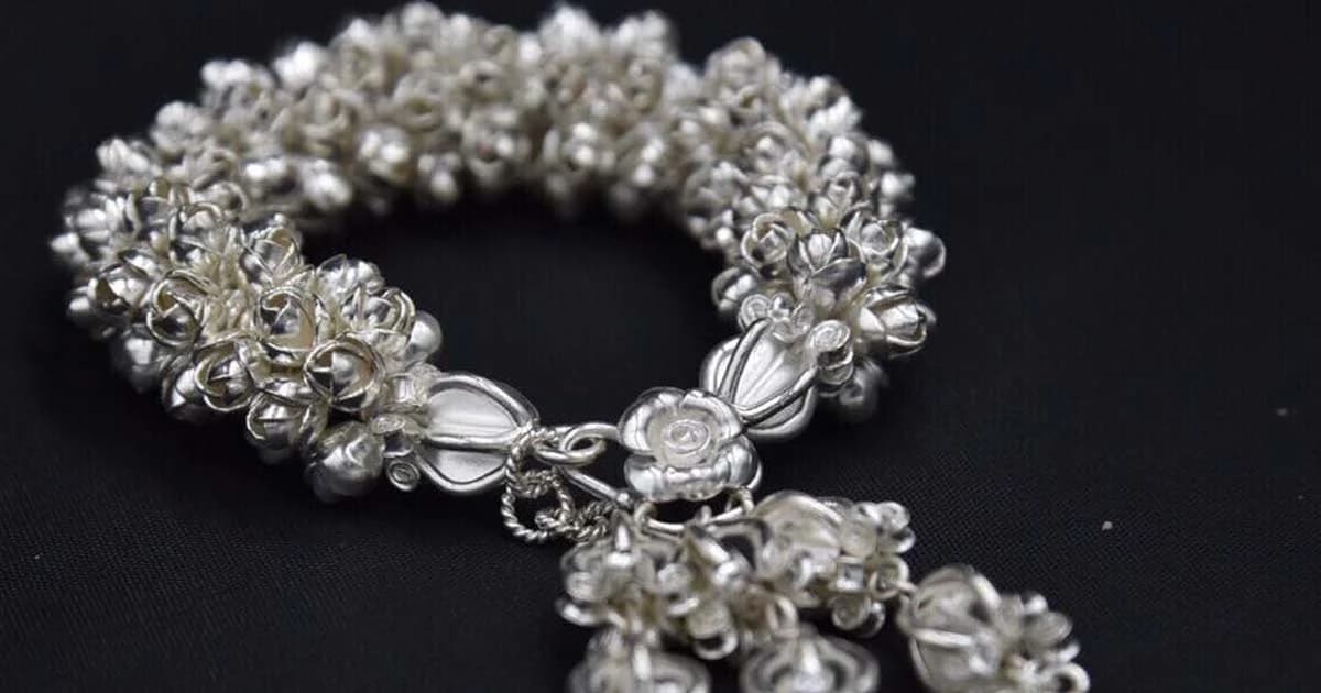 วิจิตรบรรจง “มาลัยเงิน” ของขวัญแด่ผู้นำอาเซียน