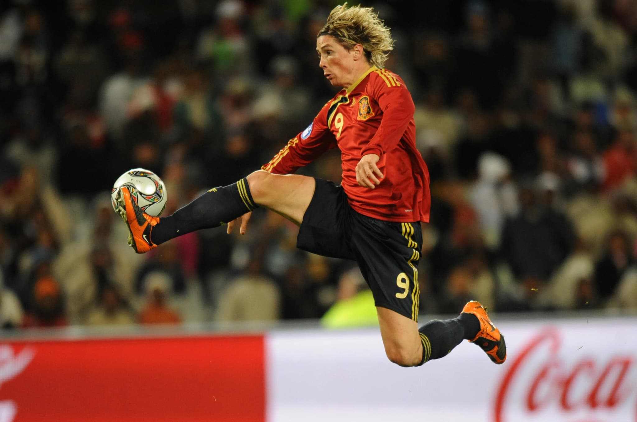 ตำนานดาวยิงหงส์แดง “ตอร์เรส” ประกาศแขวนสตั๊ดแล้ว