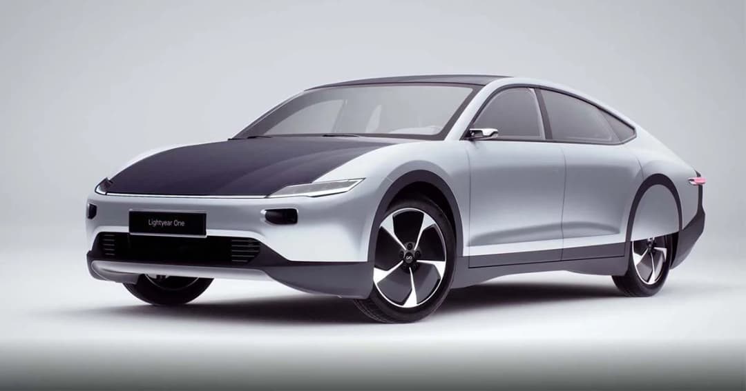 สตาร์ตอัพ เนเธอร์แลนด์ เปิดตัวโมเดล “รถพลังงานแสงอาทิตย์” วิ่งทางไกล รุ่นแรกของโลก