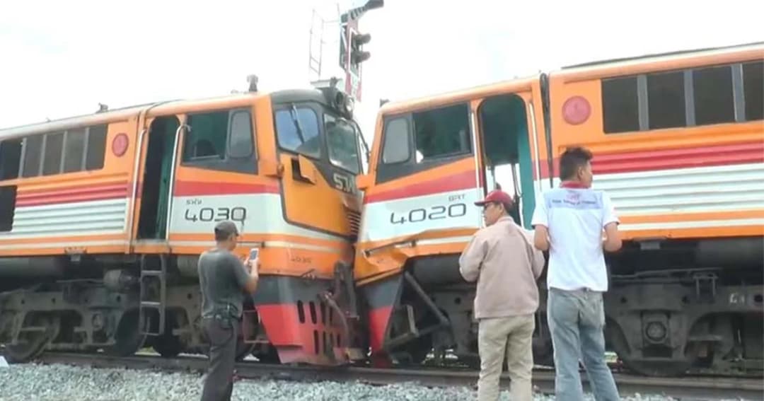 รถไฟชนกัน จนท.บาดเจ็บ 3 ราย คาด เหตุเกิดจากจอดล้ำจุดสับราง