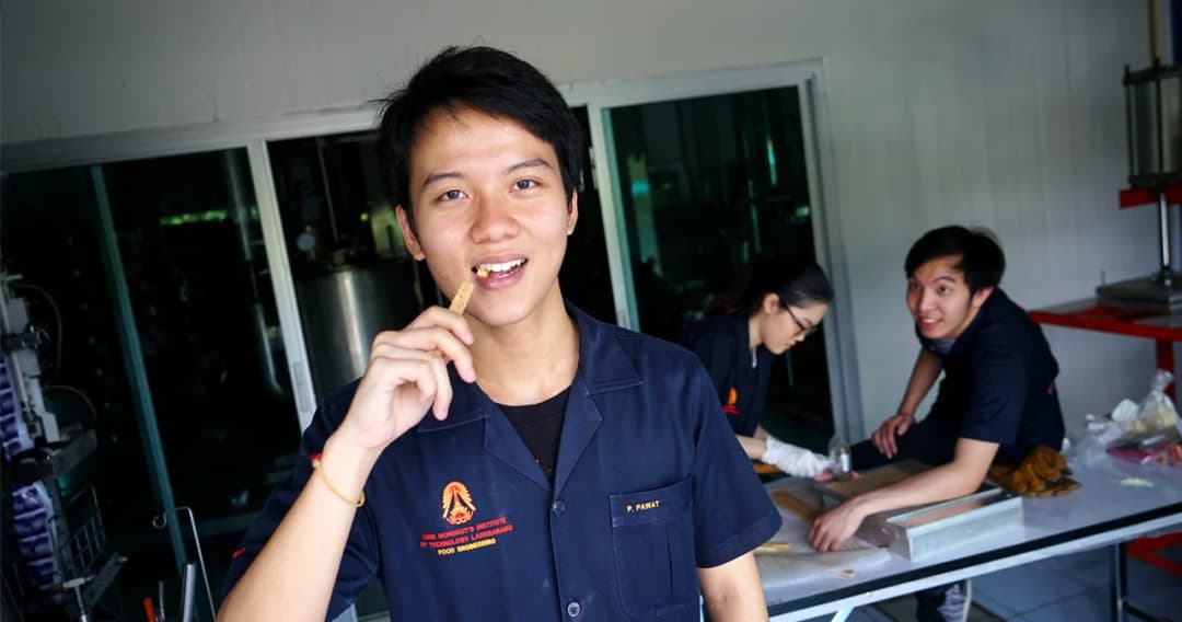 นวัตกรรมใหม่ ‘ตะเกียบกินได้’ ไอเดียลดขยะฝีมือเด็กไทย