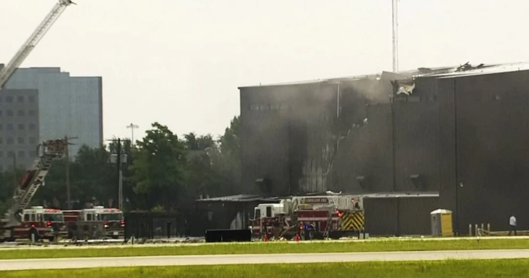 เครื่องบินขนาดเล็กตกในรัฐเท็กซัส พบผู้เสียชีวิต 10 ราย